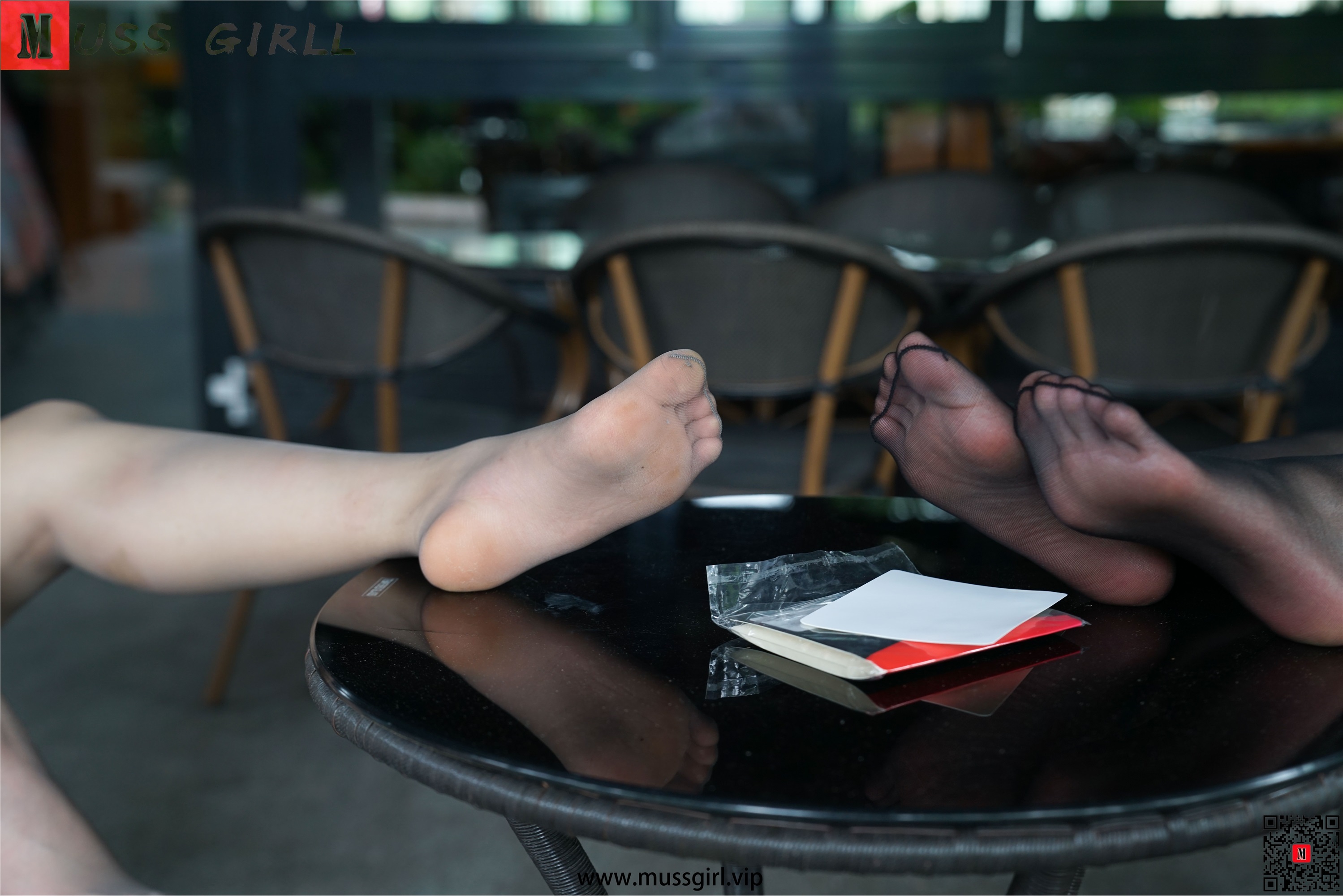 MussGirl慕丝女郎  NO.220 双人肉丝黑丝短裙